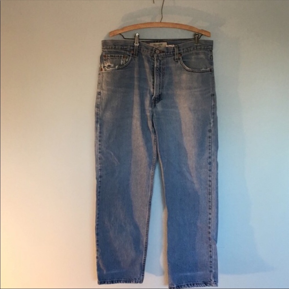 High Waited Mom Levi 550 Relaxed Fit Jeans - Picture 4 of 7